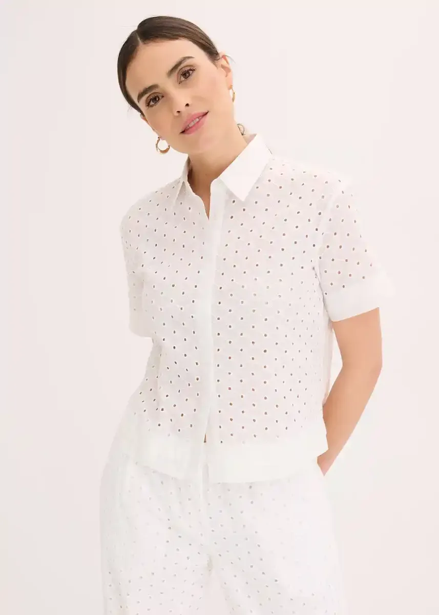 Bluza z luknjičasto vezenino