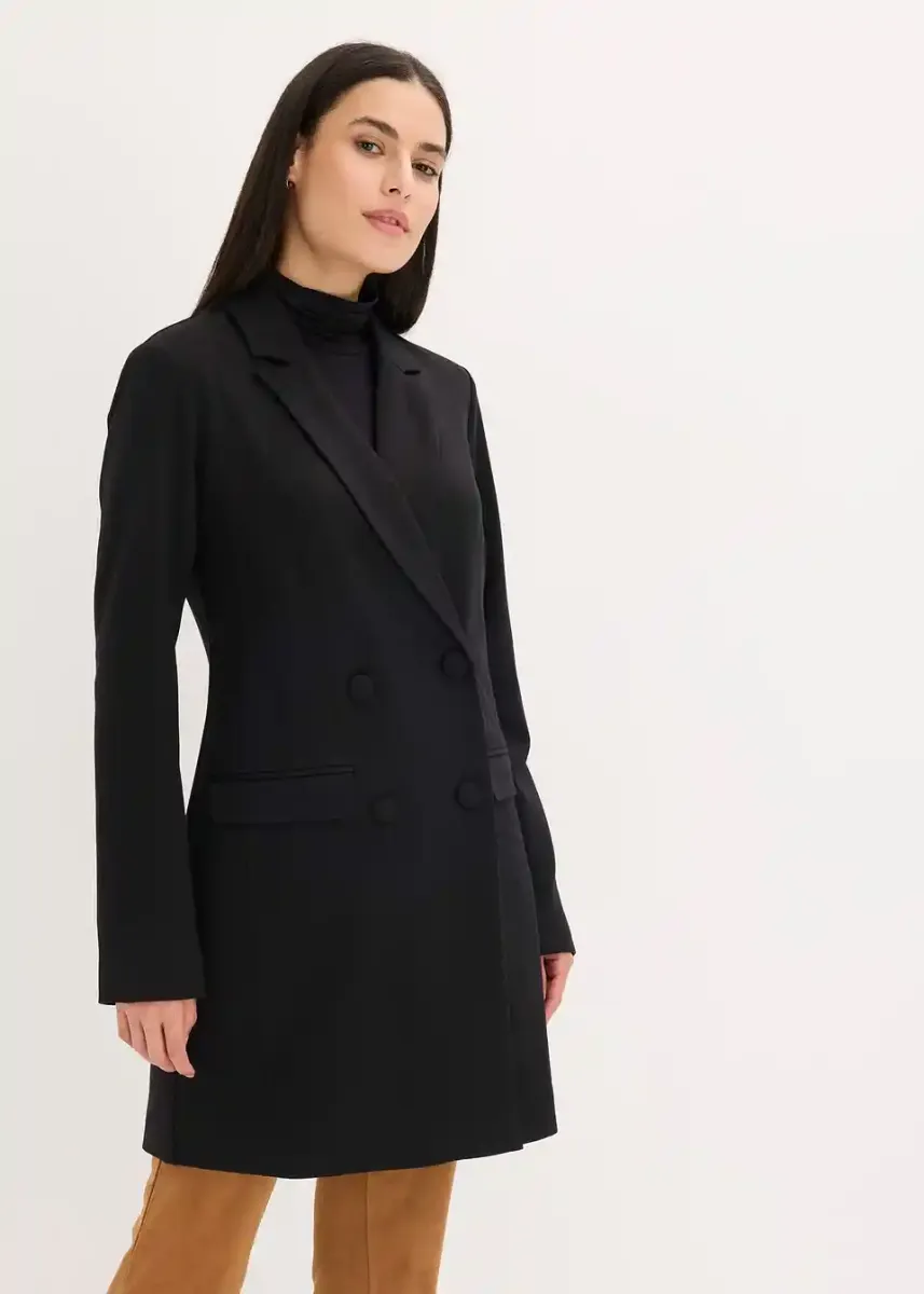 Dolg blazer iz Punto Di Roma trikoja