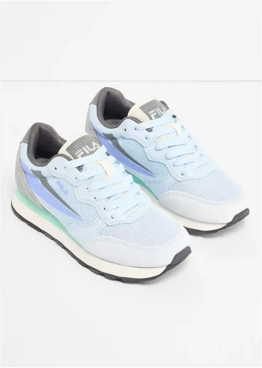 Fila superge iz mehkega materiala