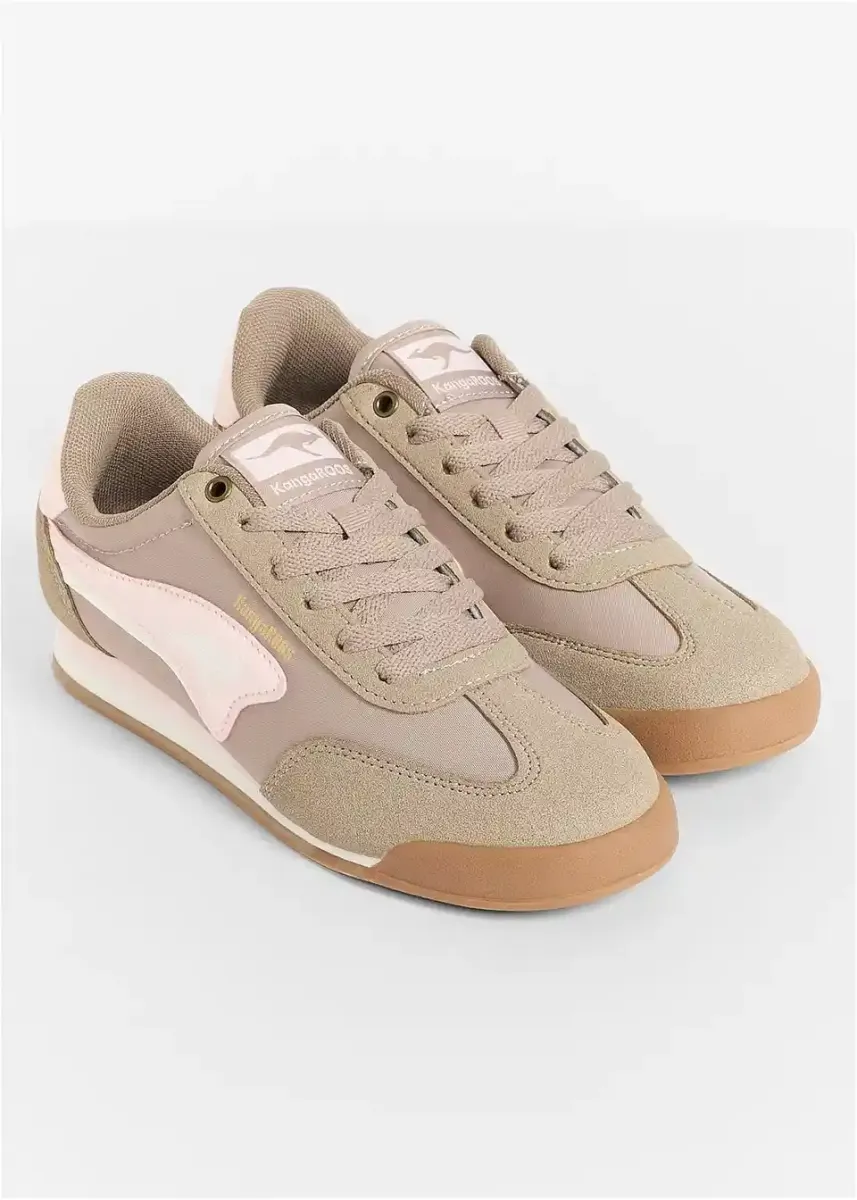 KangaROOS superge v retro videzu