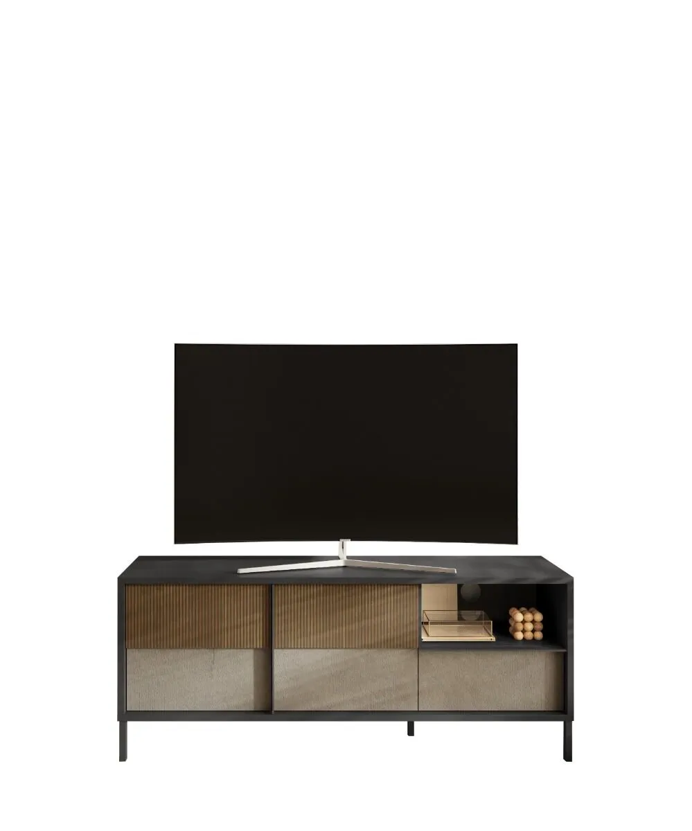 TV element EVEREST