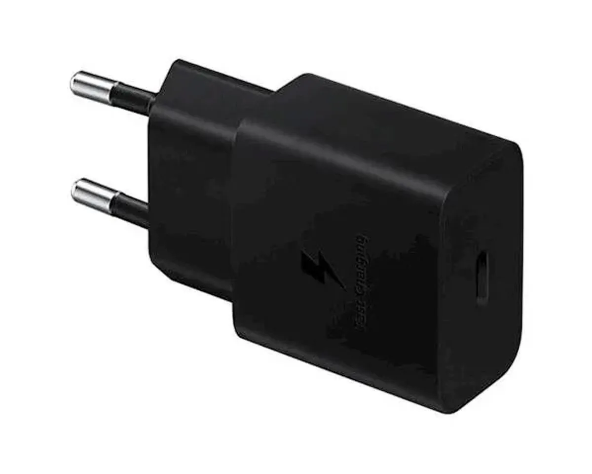 POLNILNIK ZA GSM SAMSUNG HITRI TYPE-C 15W BLACK